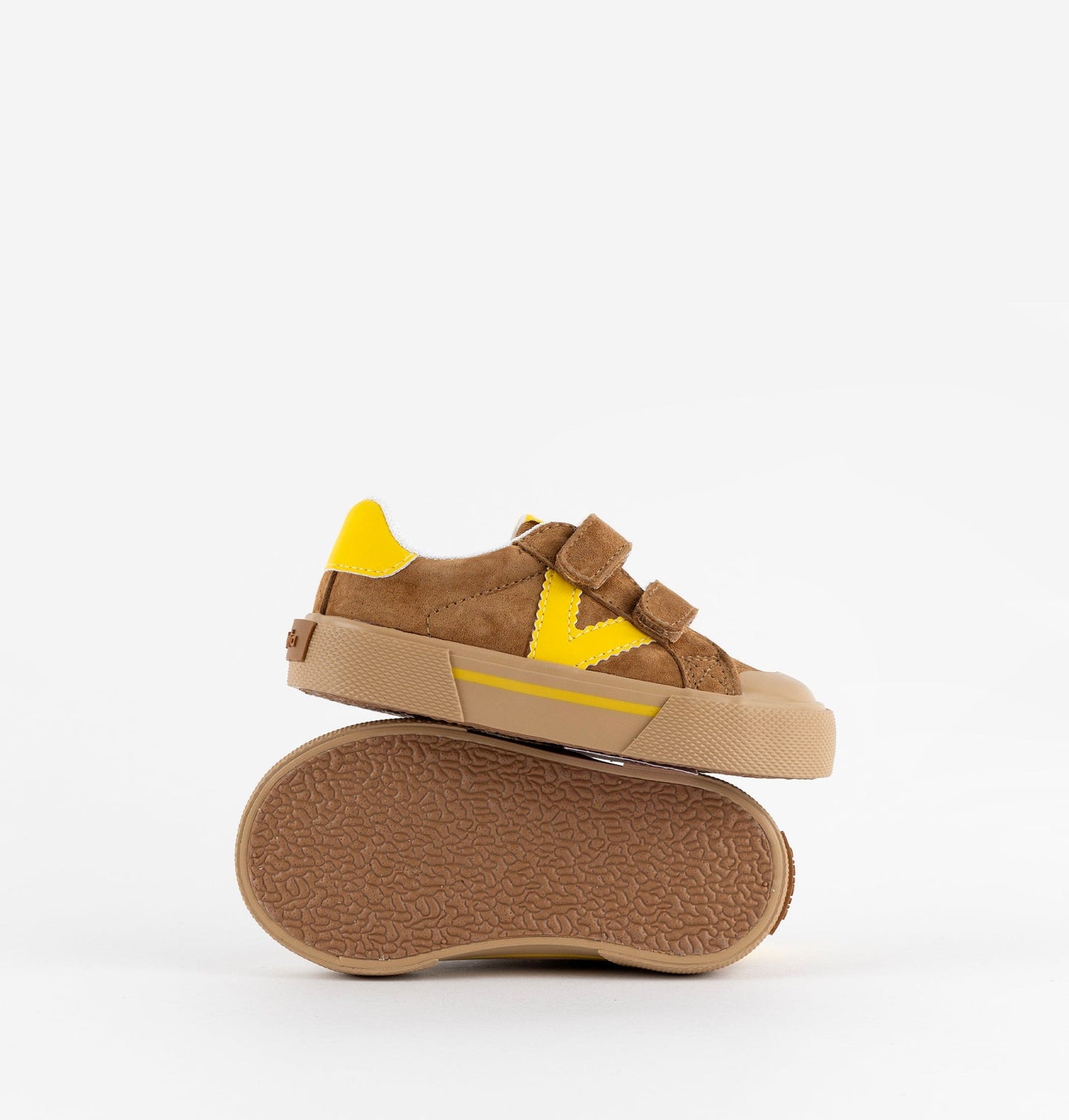 Chaussures Basses/Baskets/Sneakers VICTORIA 1355100 Camel Chaussures basses/baskets/sneakers