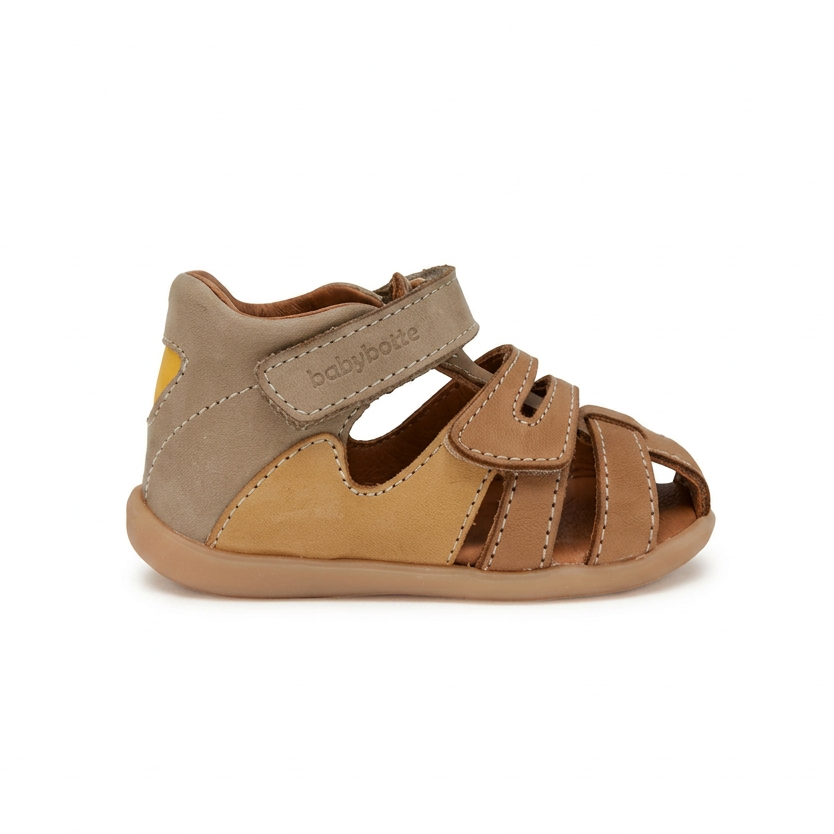 BABYBOTTE GLADIATOR Beige sandales nu pieds