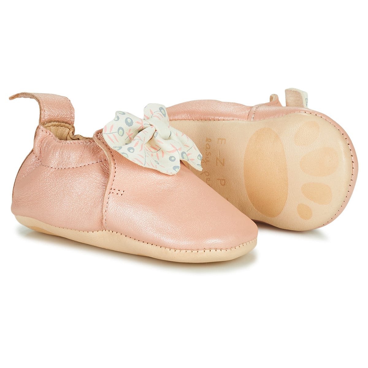 chausson EZPZ easy peasy BLUMOO noeud chaussons cuir
