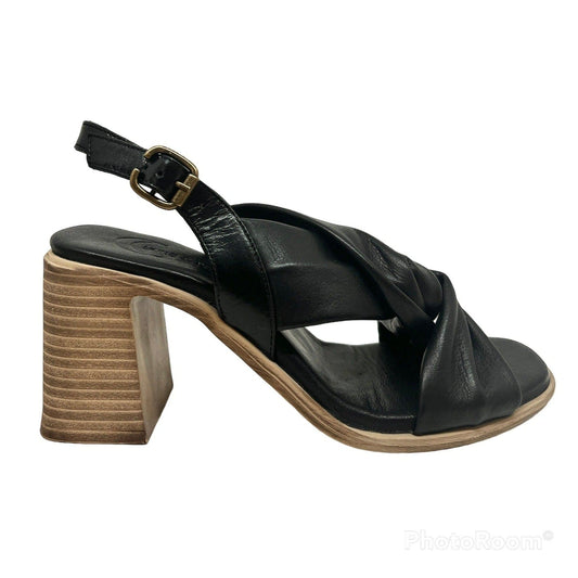 Sandales / Nu Pieds adulte LUNE ET L'AUTRE CECILIA noir Sandales Nu-pieds