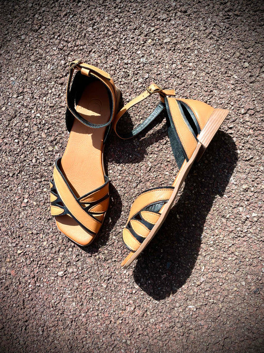 Sandales / Nu Pieds adulte 36 LUNE ET L'AUTRE ALIZEA Marron Sandales Nu-pieds 15458544