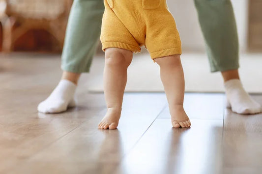 Quelle paire pour les premiers pas ? Comparatif des modèles souples et barefoot