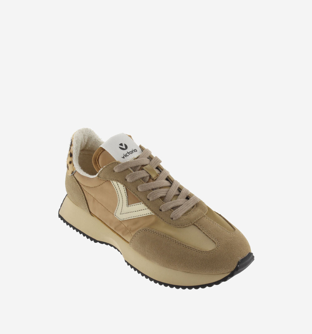 VICTORIA 1134111 Camel Sneakers