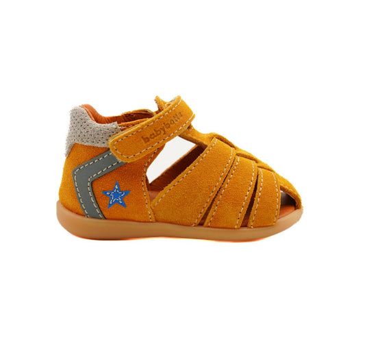 BABYBOTTE GIULIO Ocre sandales nu pieds