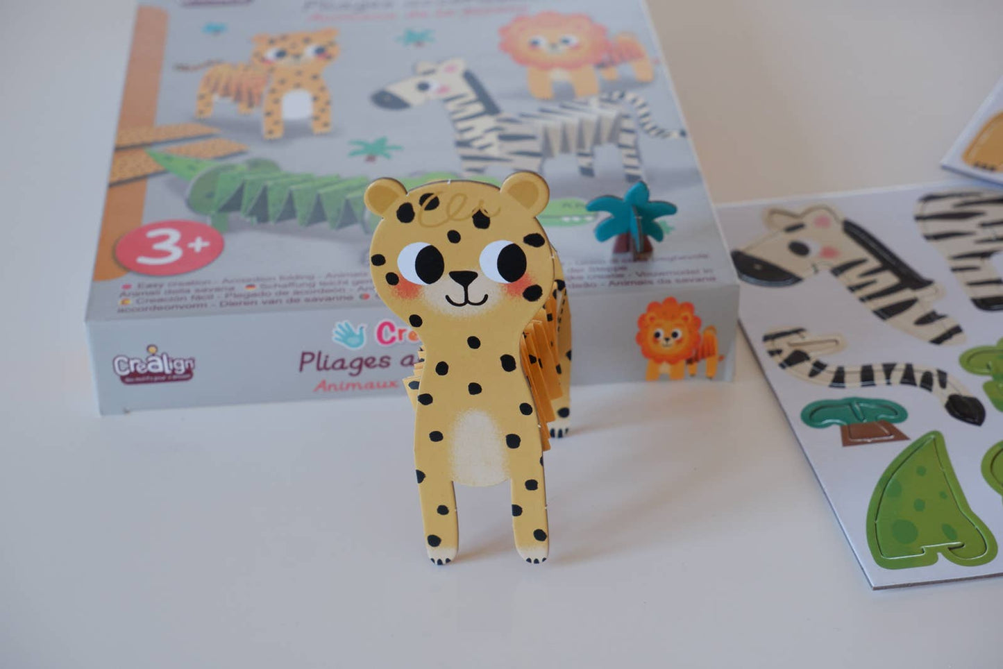 Créa facile, Pliages accordéons "Animaux de la savane"