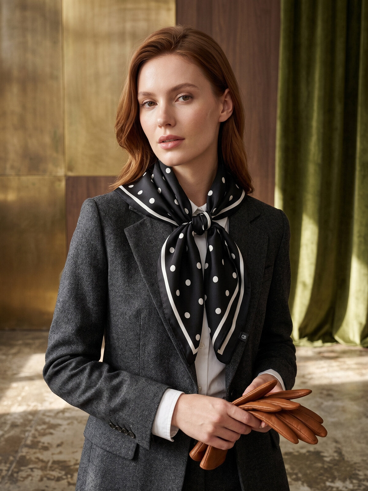 MAR&CO Foulard carré soie pois Noir